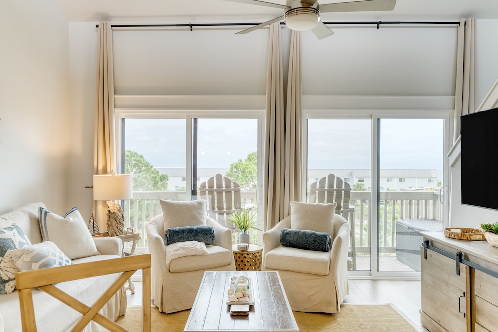 The Sea Chord Gulf Lake Views Balcony Pool