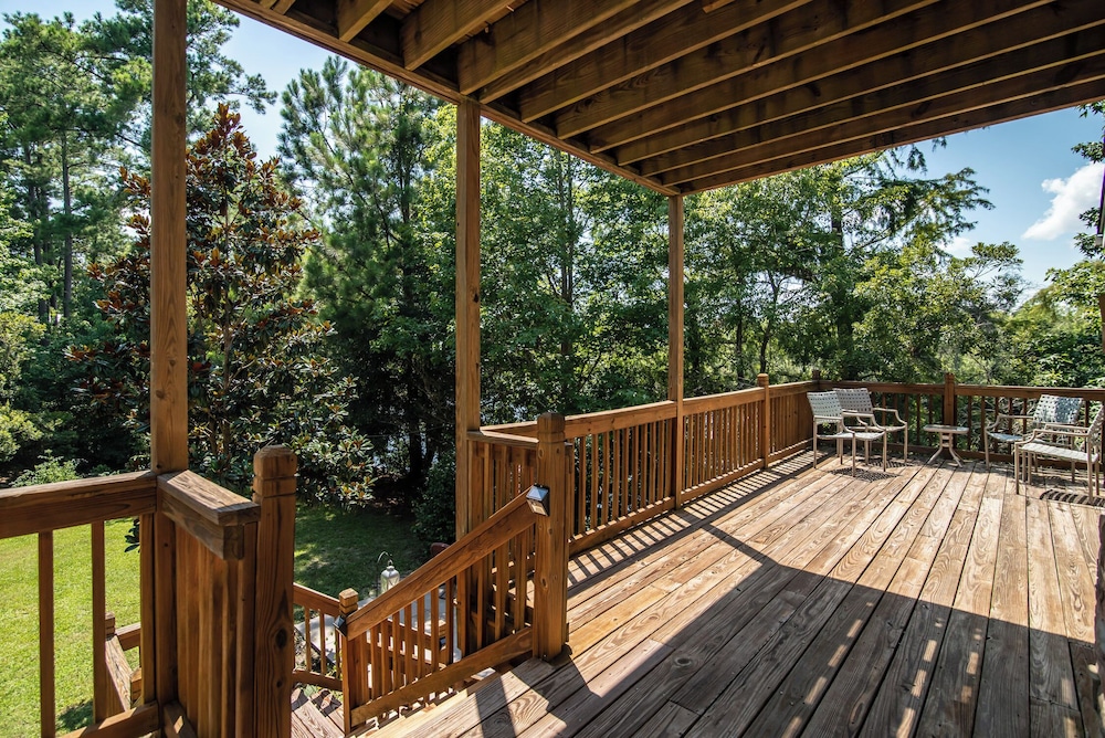Lachicotte Vacation Rentals