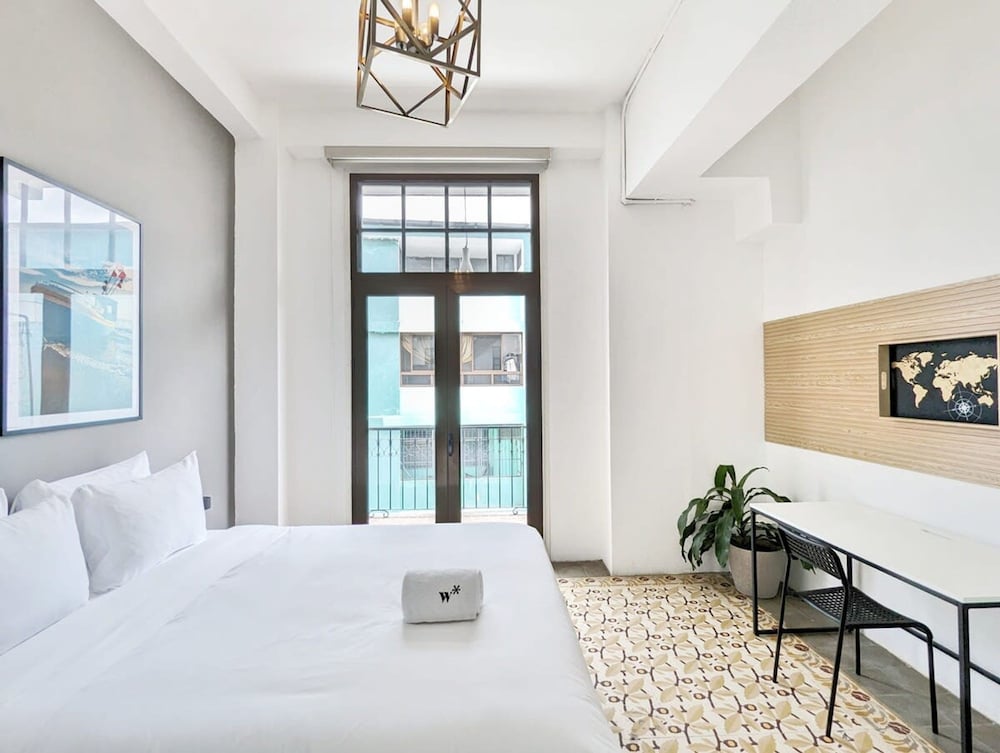 Lush 2BR in Casco Viejo