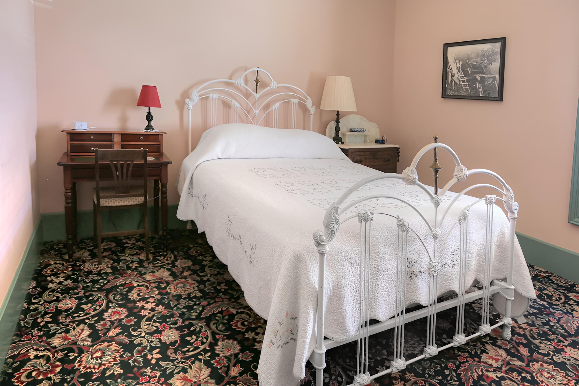 Daytona Beach Vacations - The Weinhard Hotel - Property Image 11