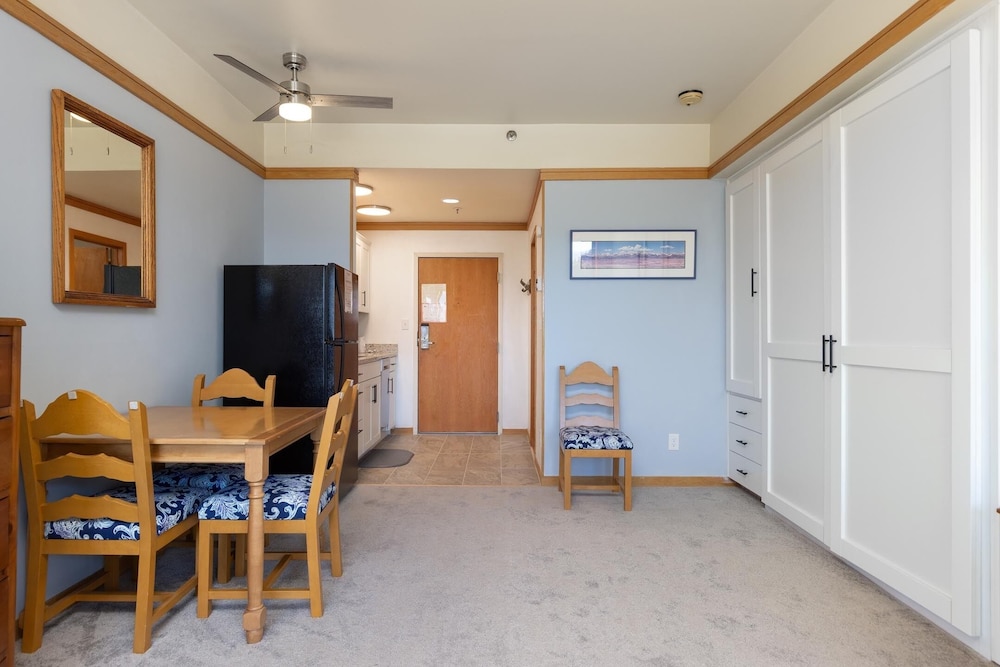 Keystone Ski Resort CO - Slopeside Lodging