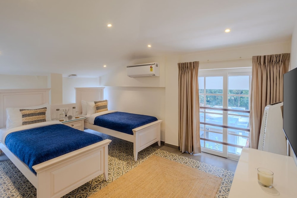Casa Shikha - 5BR Villa w Private Pool North Goa