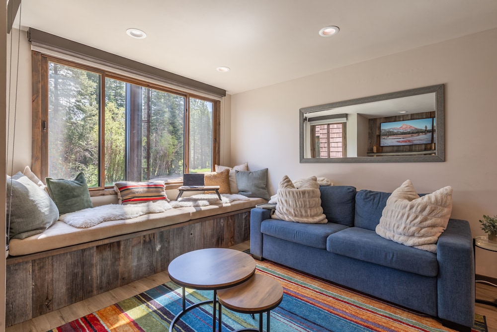 Lake Tahoe Vacations - VIP Ski-In Ski-Out Northstar Ski Trails by Sierra Getaways - Property Image 28
