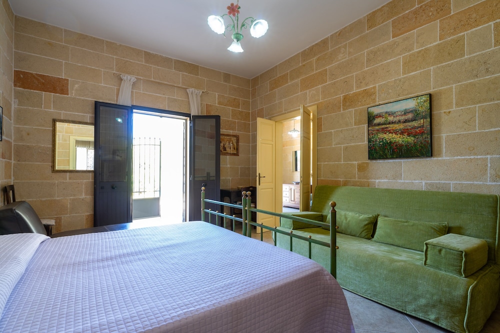 3450 Casa Maredoro by Barbarhouse view 5