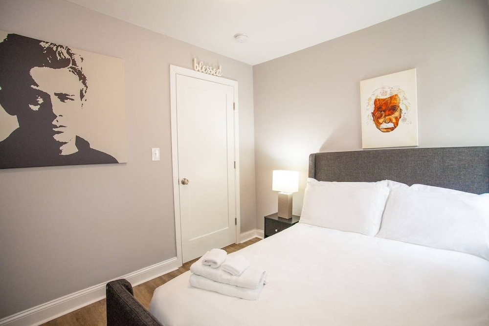 Boston Vacations - Central Boston Condo Sleep10 3full Bath North END - Property Image 5