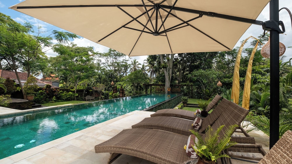 Rumah Melati Estate by Villa Finder