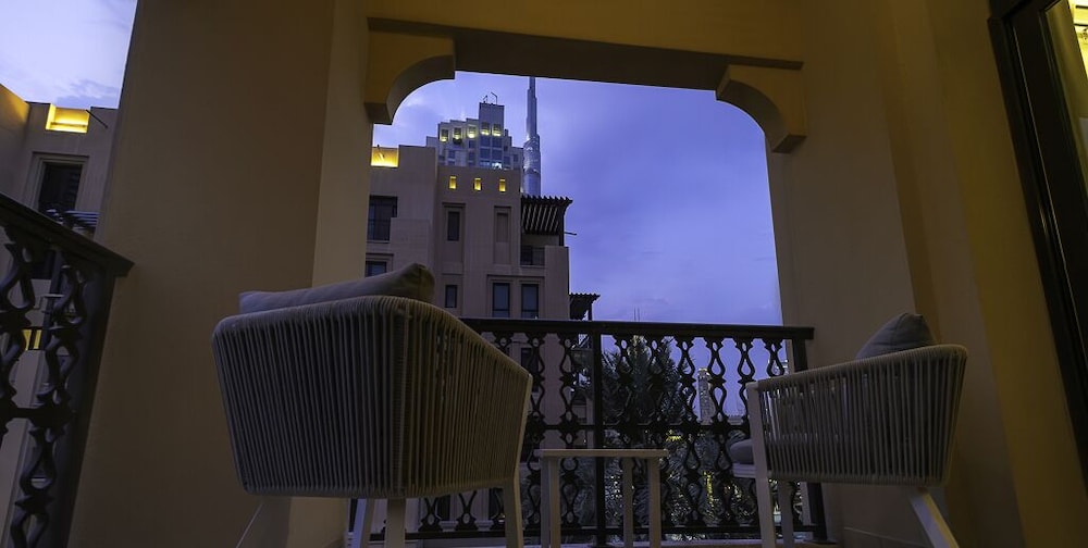 LUX Burj Khalifa View Downtown Suite