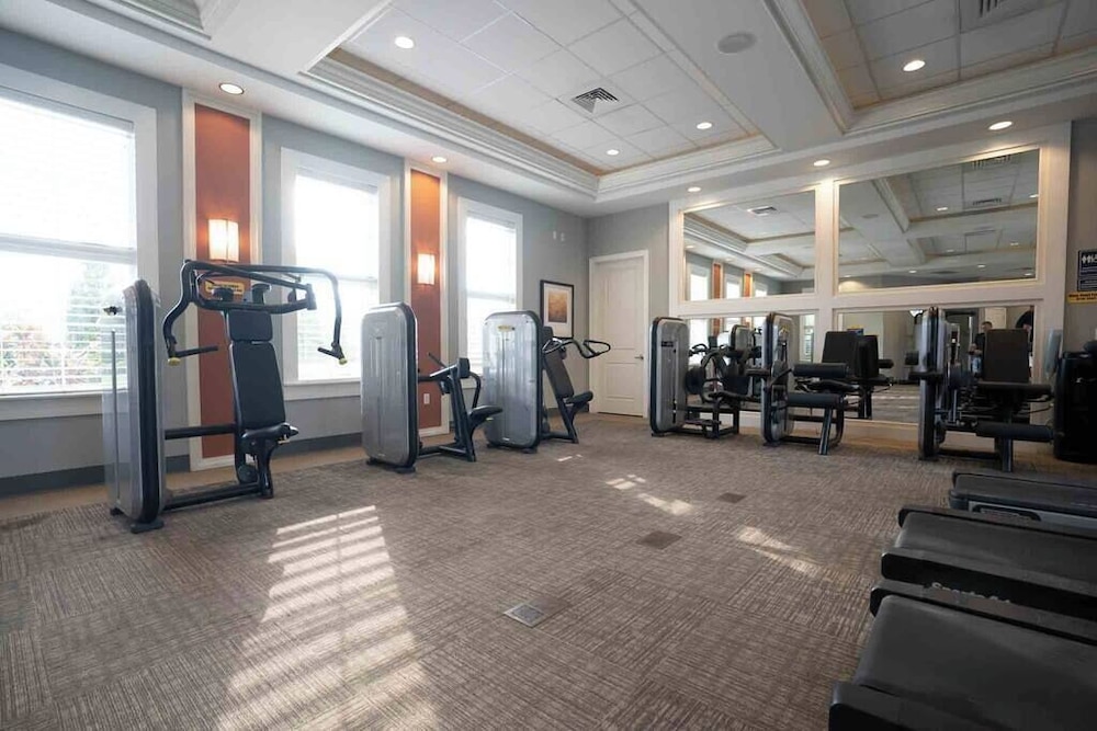 Fabulous 5 BR With Pool Solterra Resort