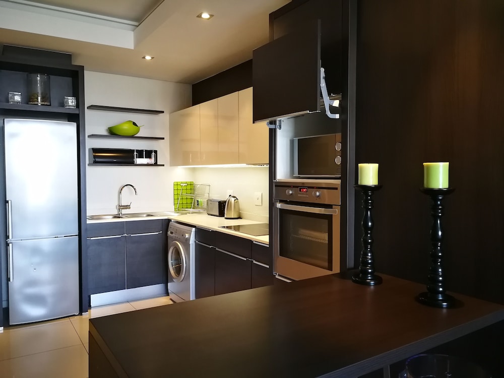 Island Letting-Crystal towers