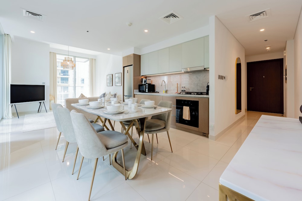Beach Isle Residences- Emaar Beachfront