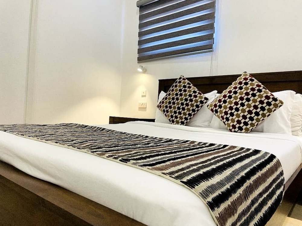 Amaryllis Residences Mount Pleasant