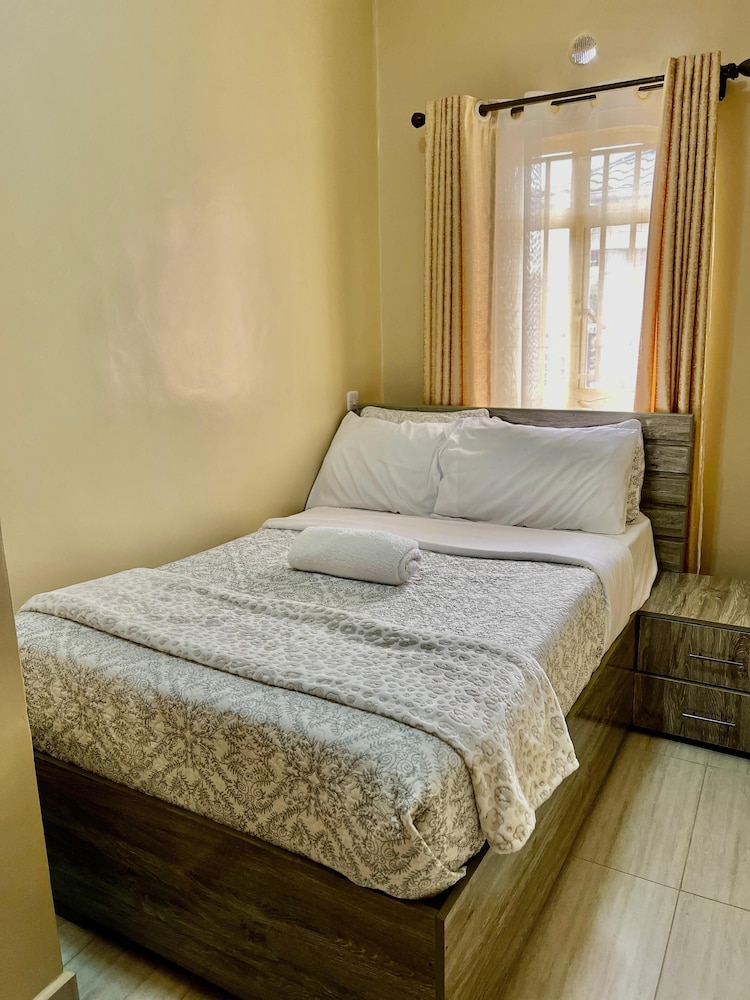 Lux Suites Sunset Delight Holiday Homes