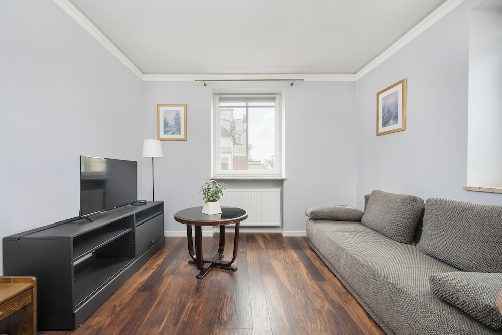Wroclaw Center Apartment by Renters