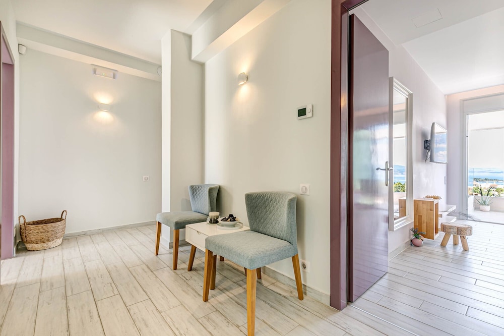 White Pearl Premium Villa Corfu view 4
