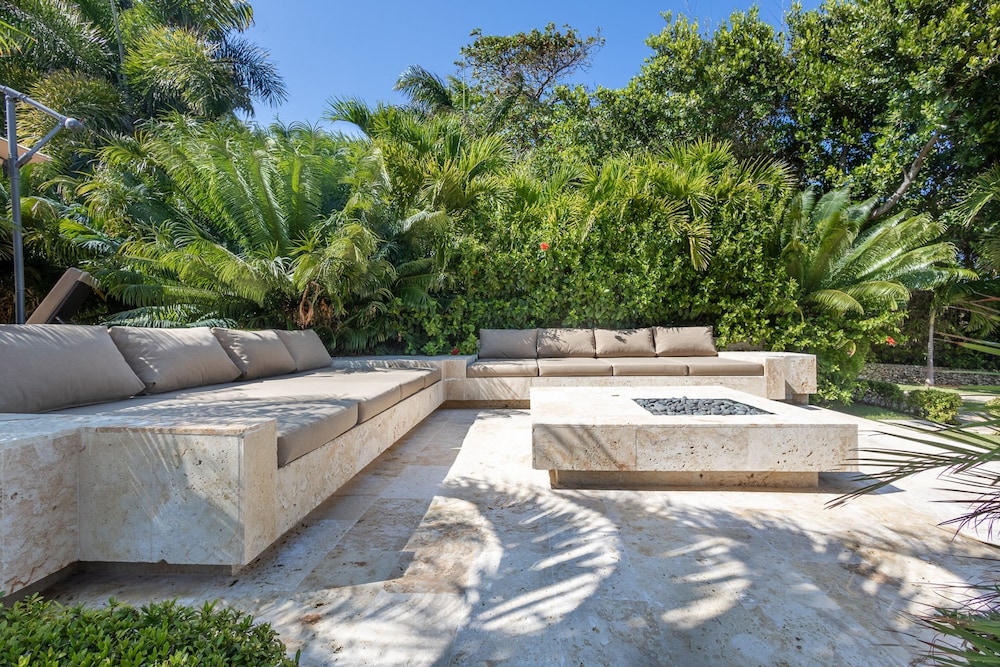 Villa Tres Amarras The Pinnacle of Exclusivity