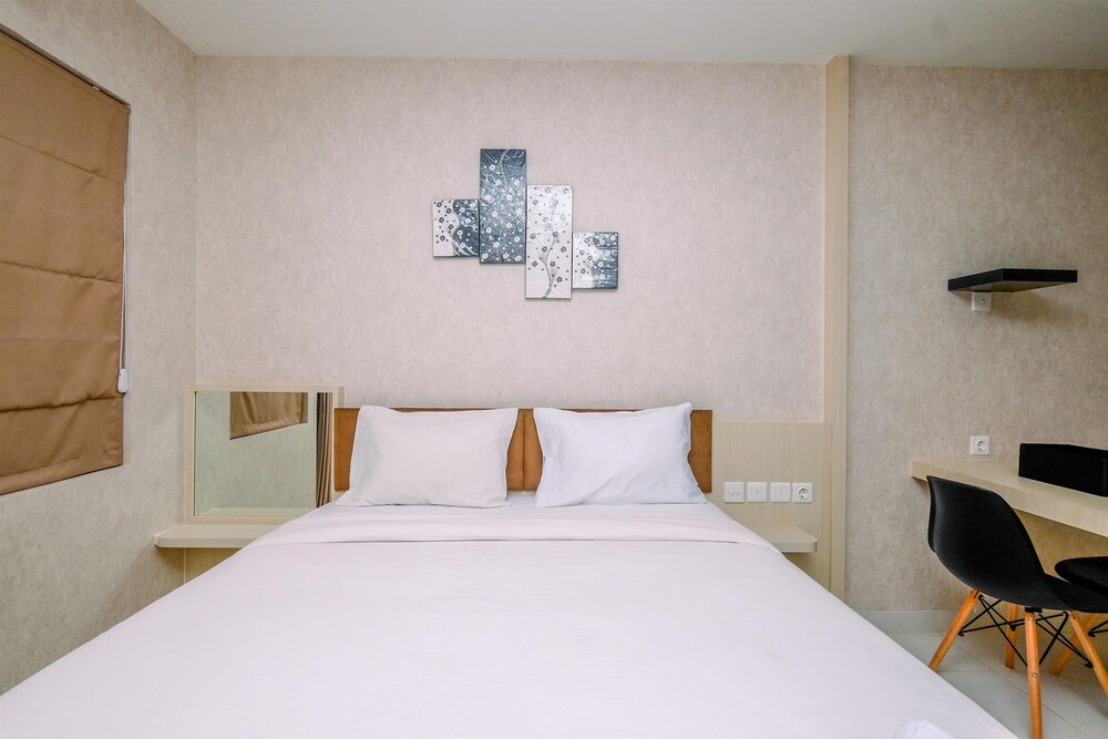 Comfort Studio at Sentul Tower Apartment