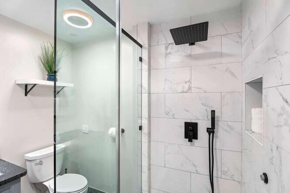 Ocean Views - No Stairs! - In Unit Washer/dryer - BBQ - Vrkcv