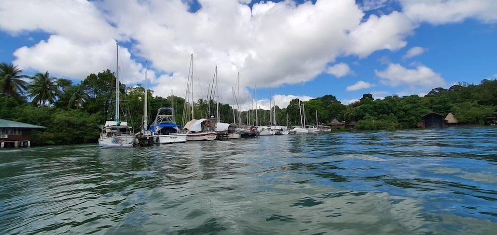 Hotel Catamaran - Property Image 7