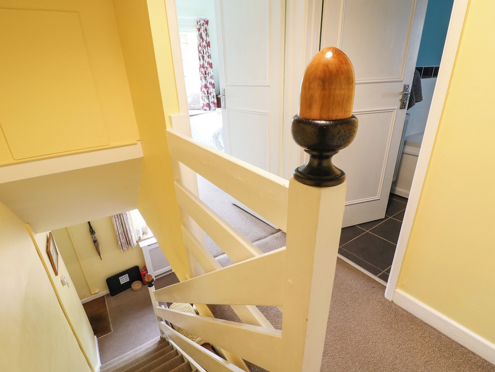 Coln Cottage