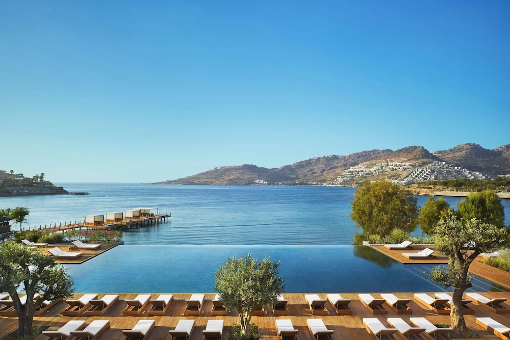 Hotel The Bodrum EDITION - Image 1