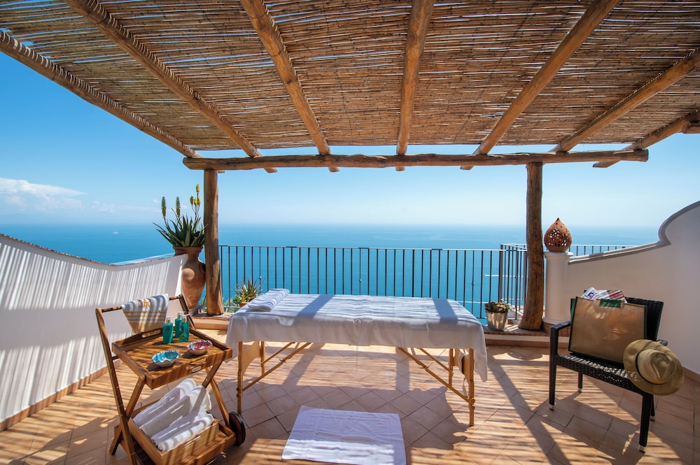 Amalfi residence