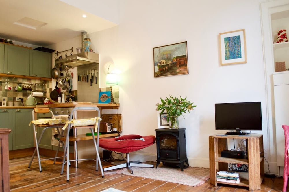 1 Bedroom Flat In Edinburgh