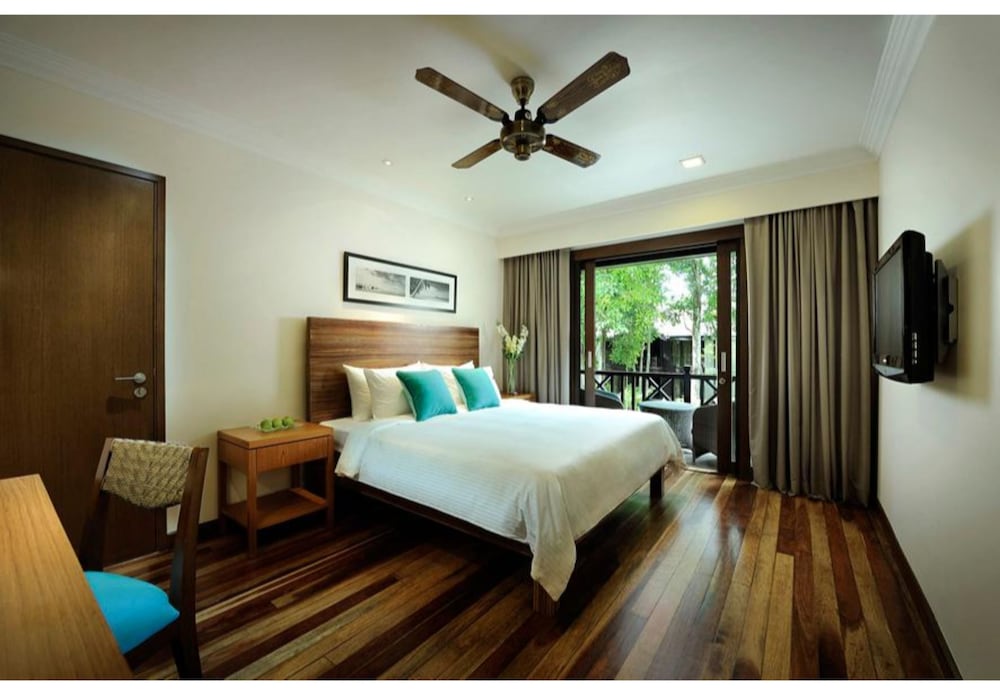 The Taaras Beach & Spa Resort 8