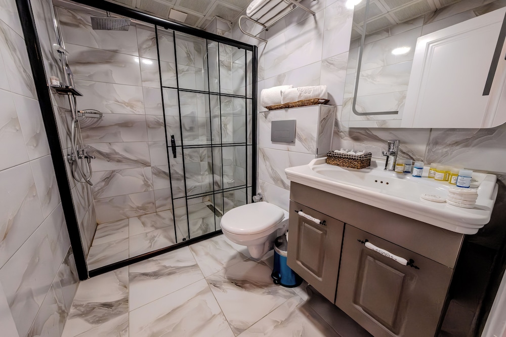 Rubby Hotel Kadıköy - Image 44