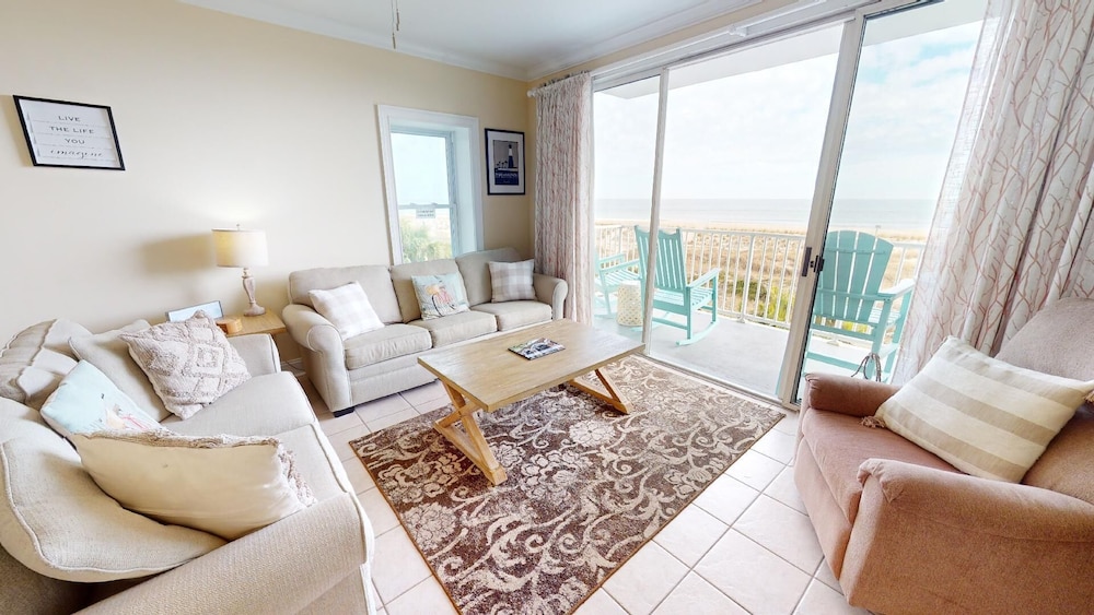 Beach House 2 by Tybee Vacation Rentals