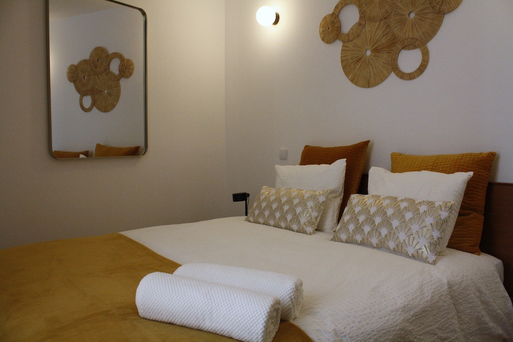 APARTAHOTEL MADRID URBAN SUITES - EDIFICIO EXCLUSIVO - 7 Apartments Boutique Full Equiped