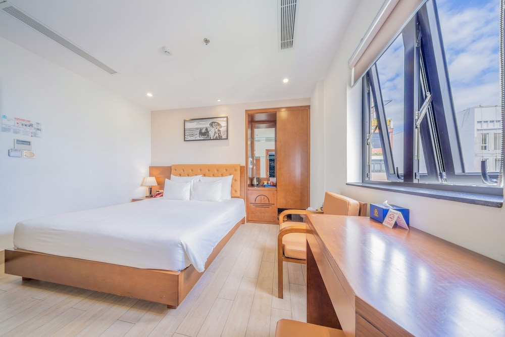 Sana Da Nang Beach Hotel 17