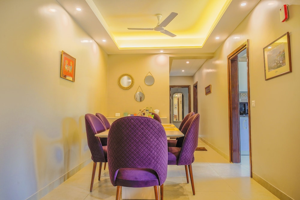 Alaya Stays Veera Marina 3 BHK Apartment