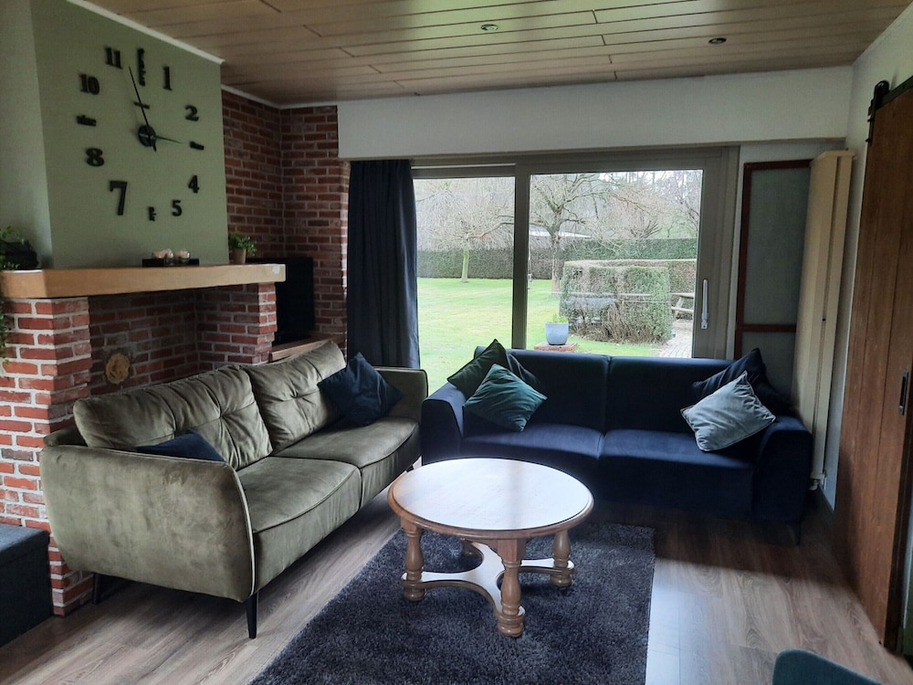 Merksplas Villa With Terrace