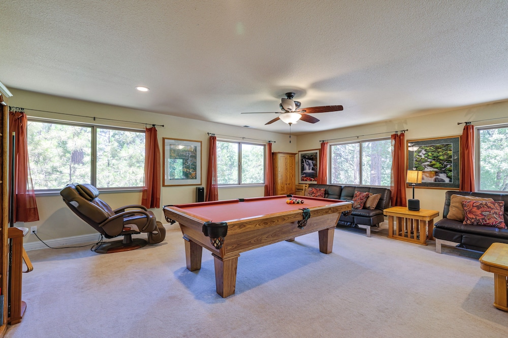 Groveland Vacation Rental Near Pine Mountain Lake!