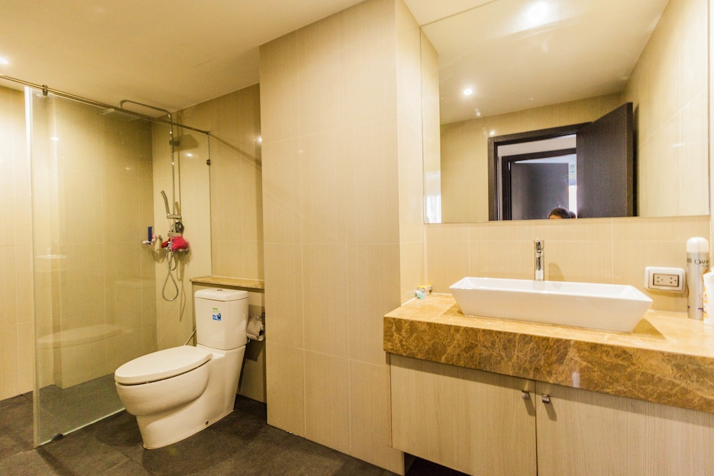 The Place Pratumnak by PSR ASIA