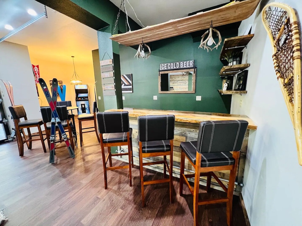 Summit Lodge 2