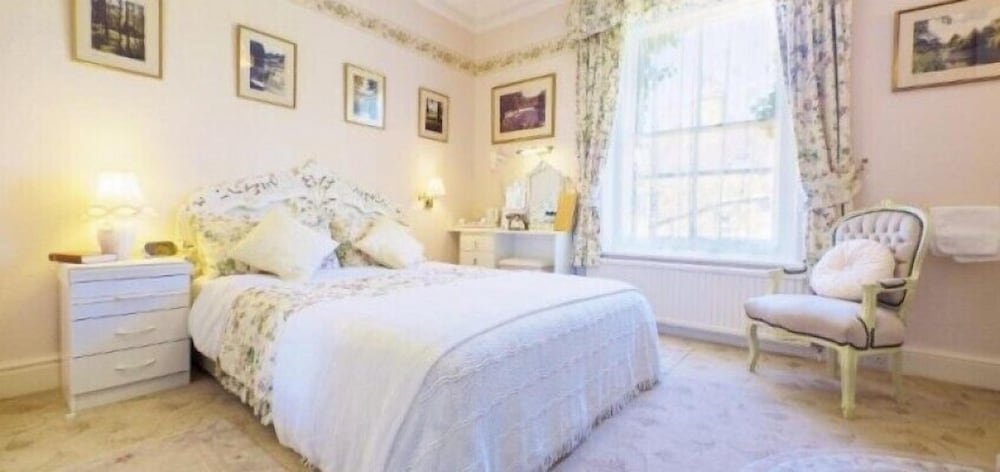 Braemar Guest House