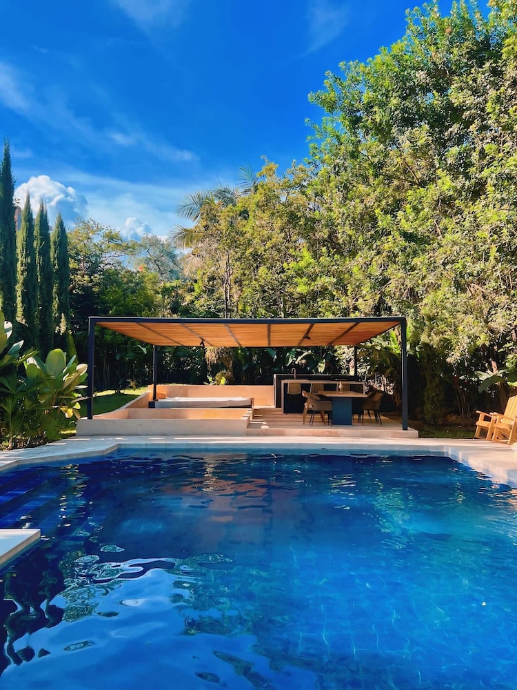 Amazing 6BR Oasis in Poblado MDE