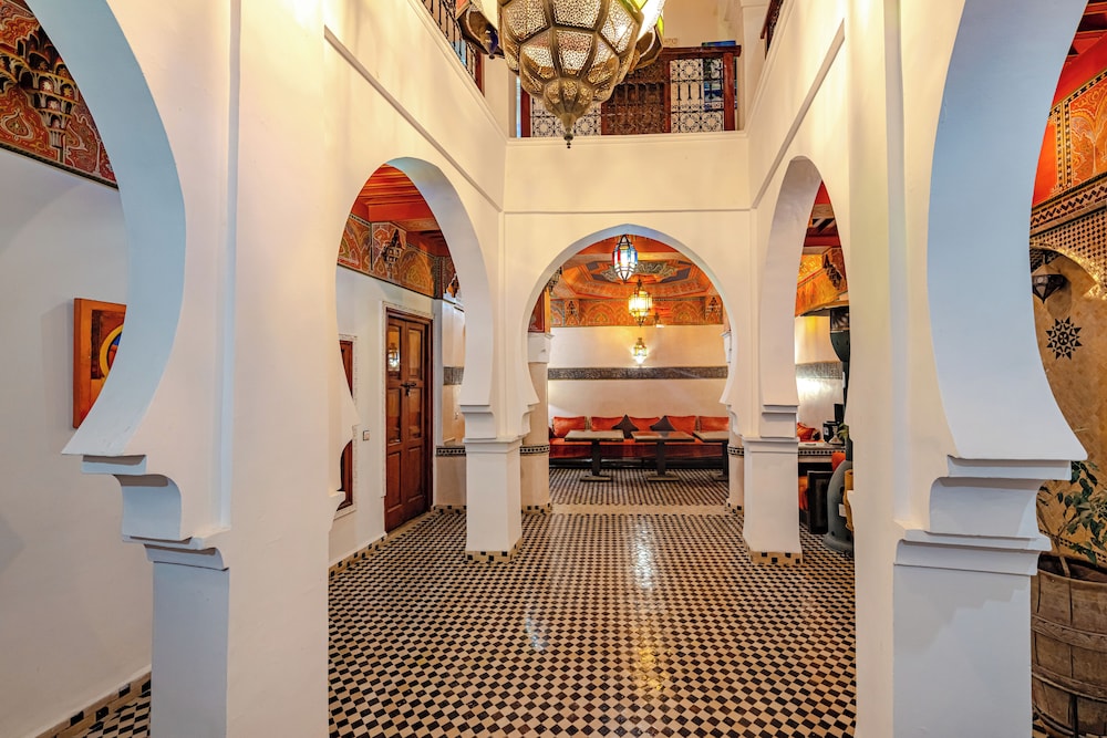 Maison Do
