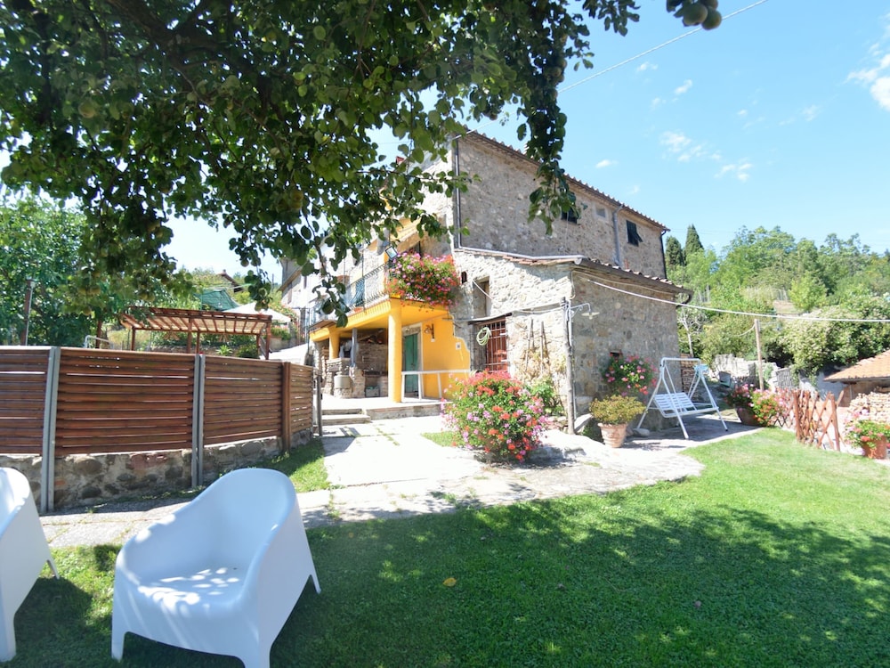 Castelvecchio Family Retreat view 3