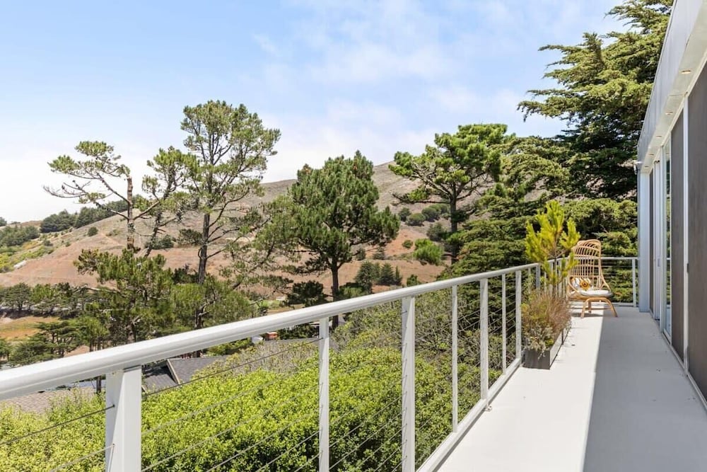 @ Marbella Lane - Cozy and Eccentric Design Home