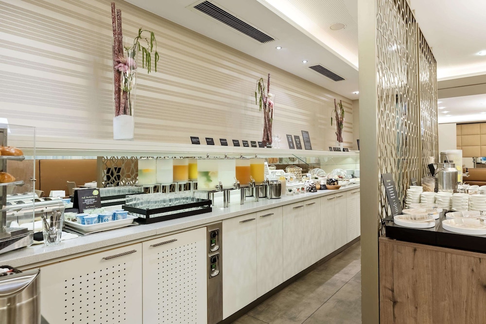 Linz Vacations - Hotel Schillerpark Linz, a member of Radisson Individuals - Property Image 54