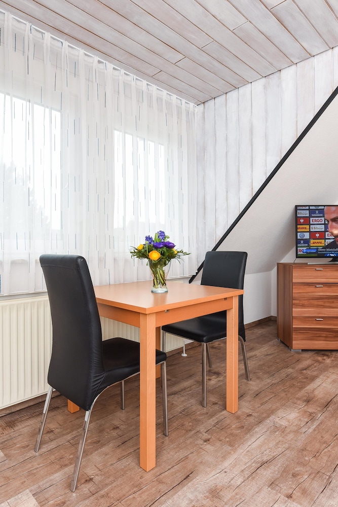 Gemuetliche Ferienwohnung mit Balkon - Ideal fur 2 Personen
