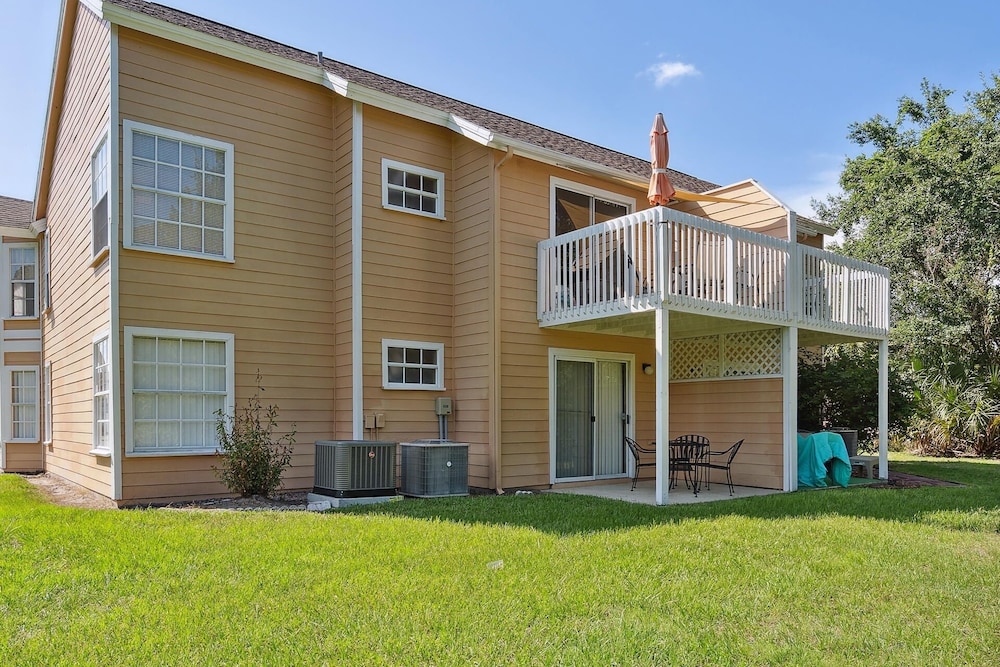Sweetwater Club 3 Bedroom Condo 7 miles to Disney 3 Condo