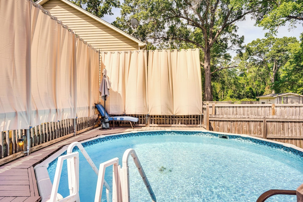 Pool, Porch + Parks: North Charleston Family Home!