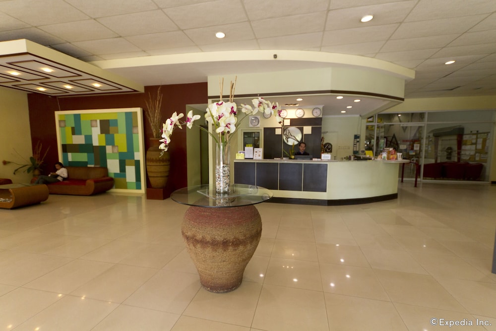 Cebu Vacations - Holiday Spa Hotel - Property Image 2