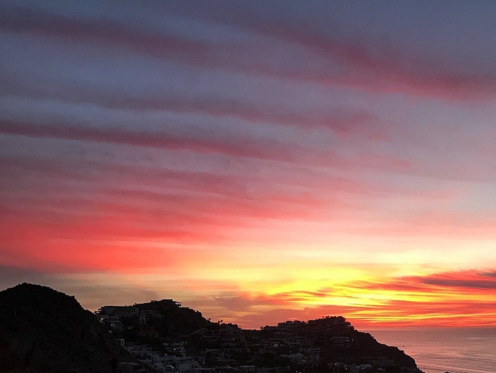 Pueblo Bonito Sunset Beach Cabo