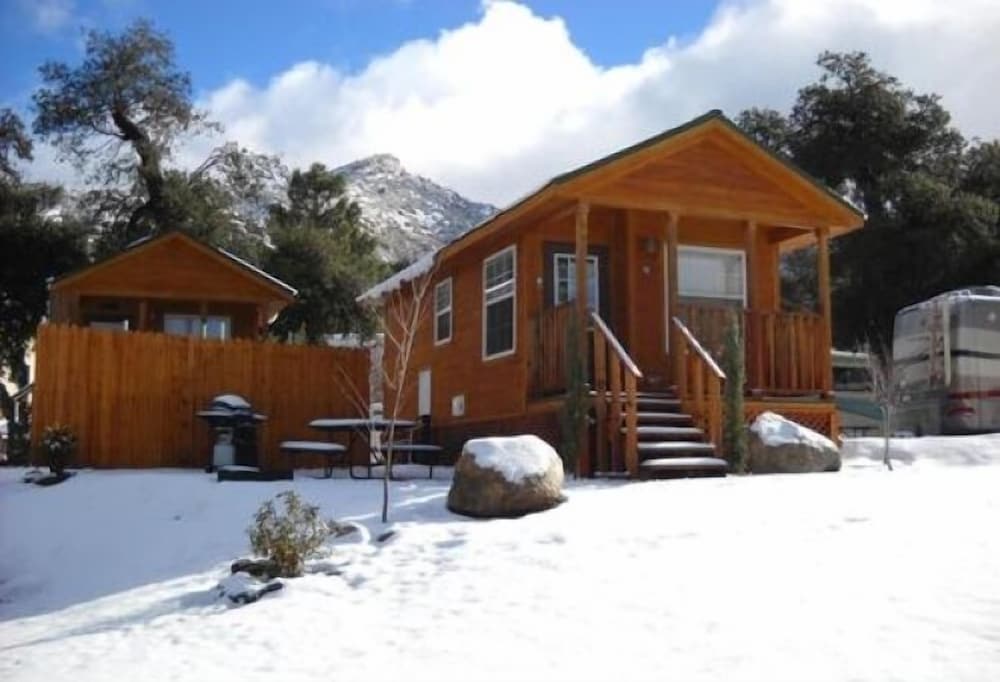 Oakzanita Springs RV Campground - Property Image 1
