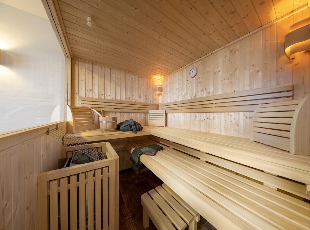 Chalet in Neukirchen Near Wildkogel Ski Slope