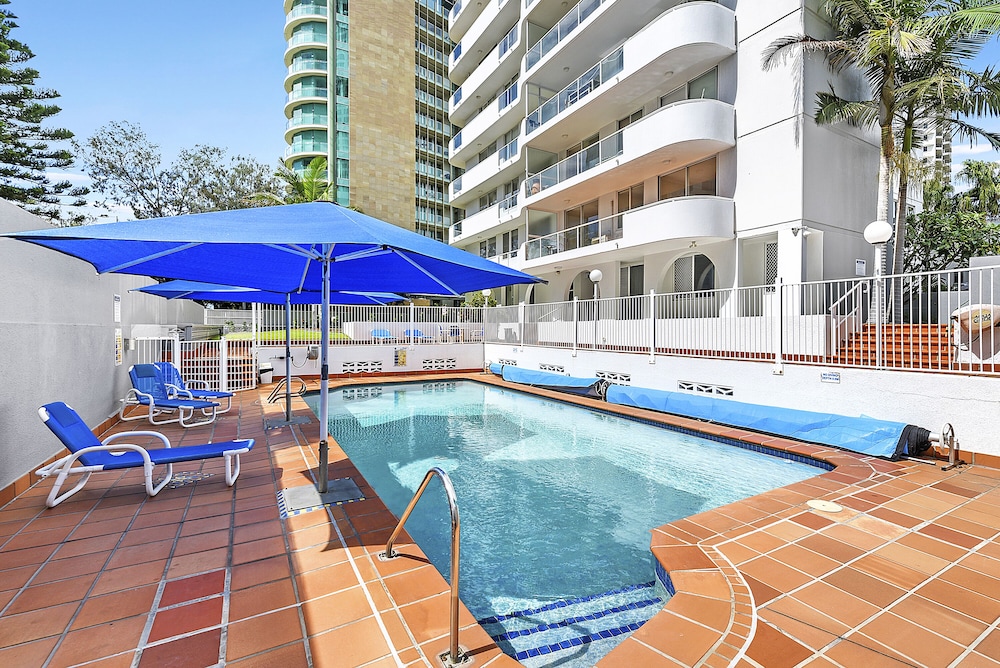 Carlton Apartments